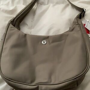 Lululemon City Essentials Shoulder Bag 4L NWT Warm Ash Taupe Crossbody Hobo